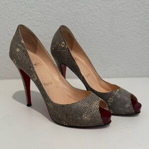 Christian Louboutin Roccia Lizard Very Prive 120 Peep Toe Pumps Size 38.5